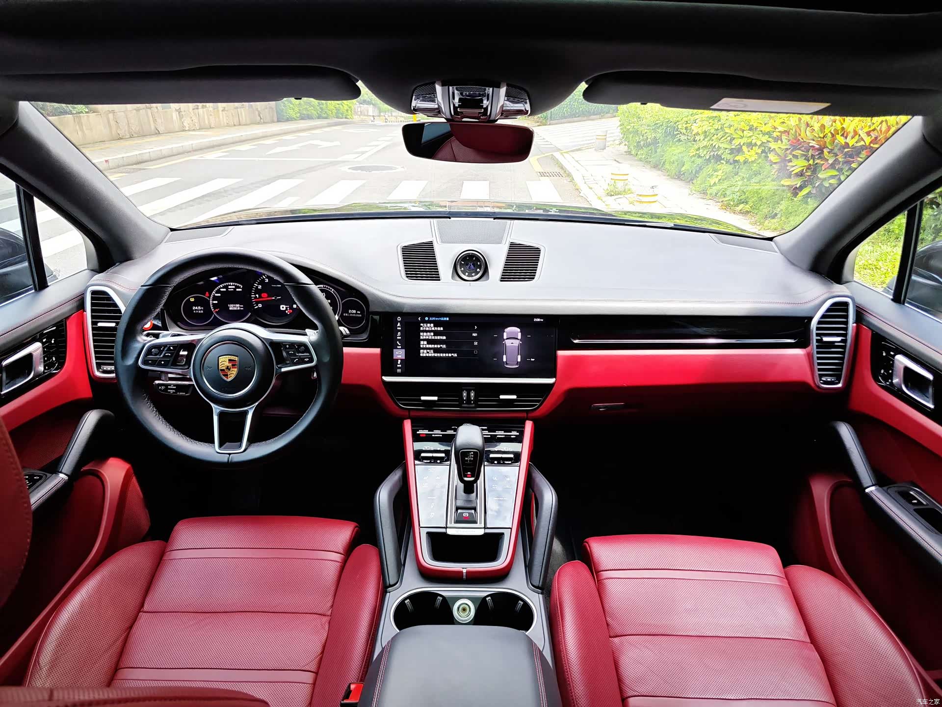 Porsche Cayenne, 2019 6