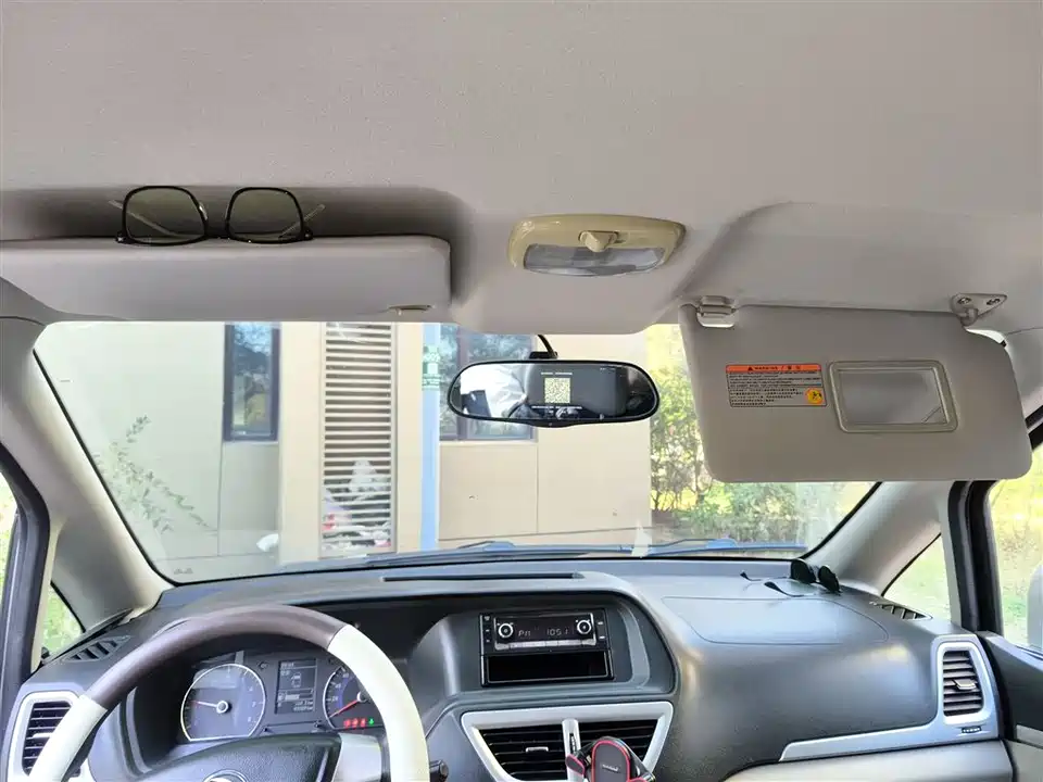 Dongfeng Handsome guest