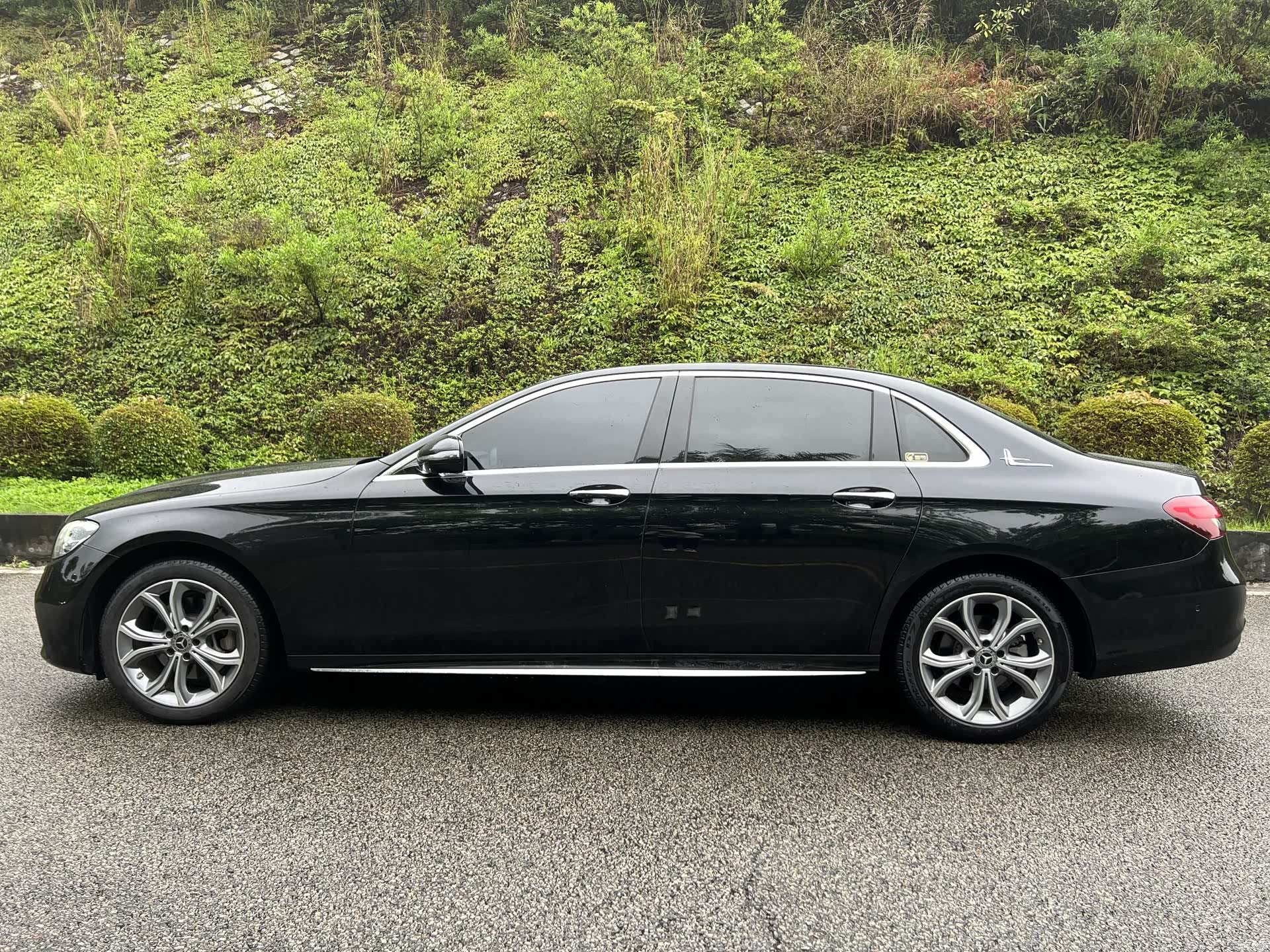 Mercedes-Benz E-Class, 2022 4