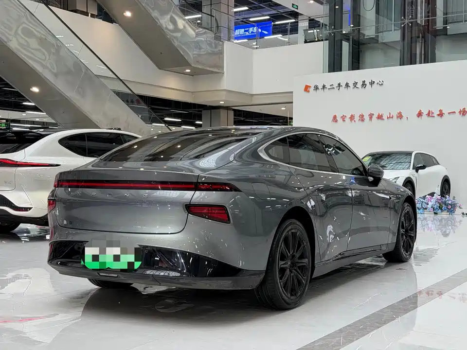 XPENG P7