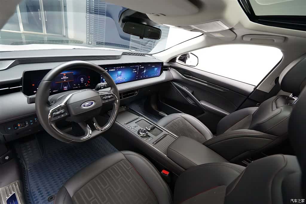Ford Mondeo, 2024 3