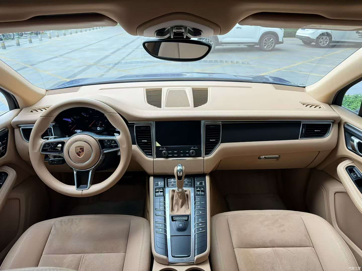 Porsche Macan, 2016 все фото