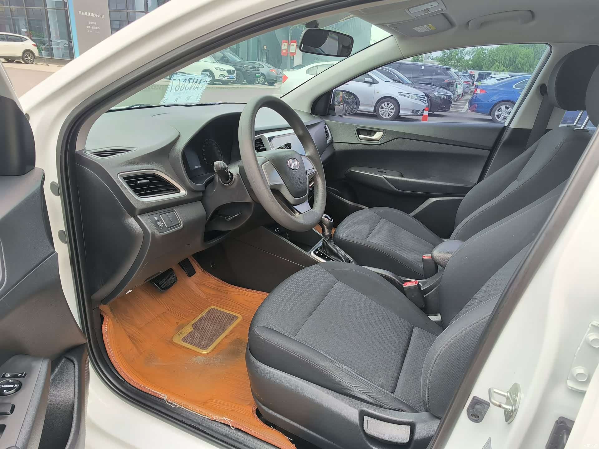 Hyundai GLS, 2017 4