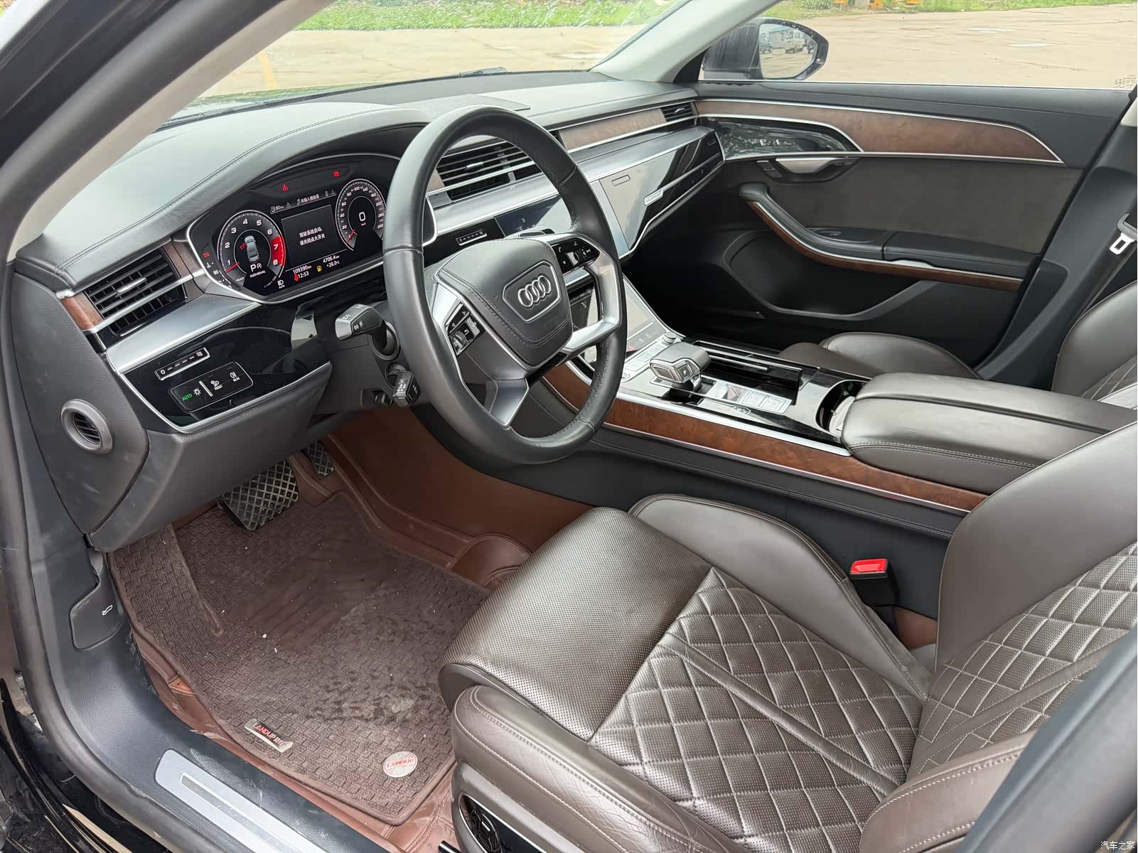 Audi A8L, 2021 3