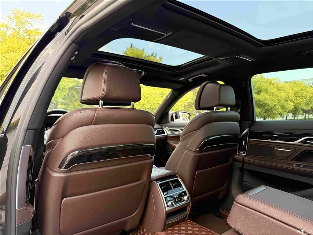BMW 7 Series, 2018 22