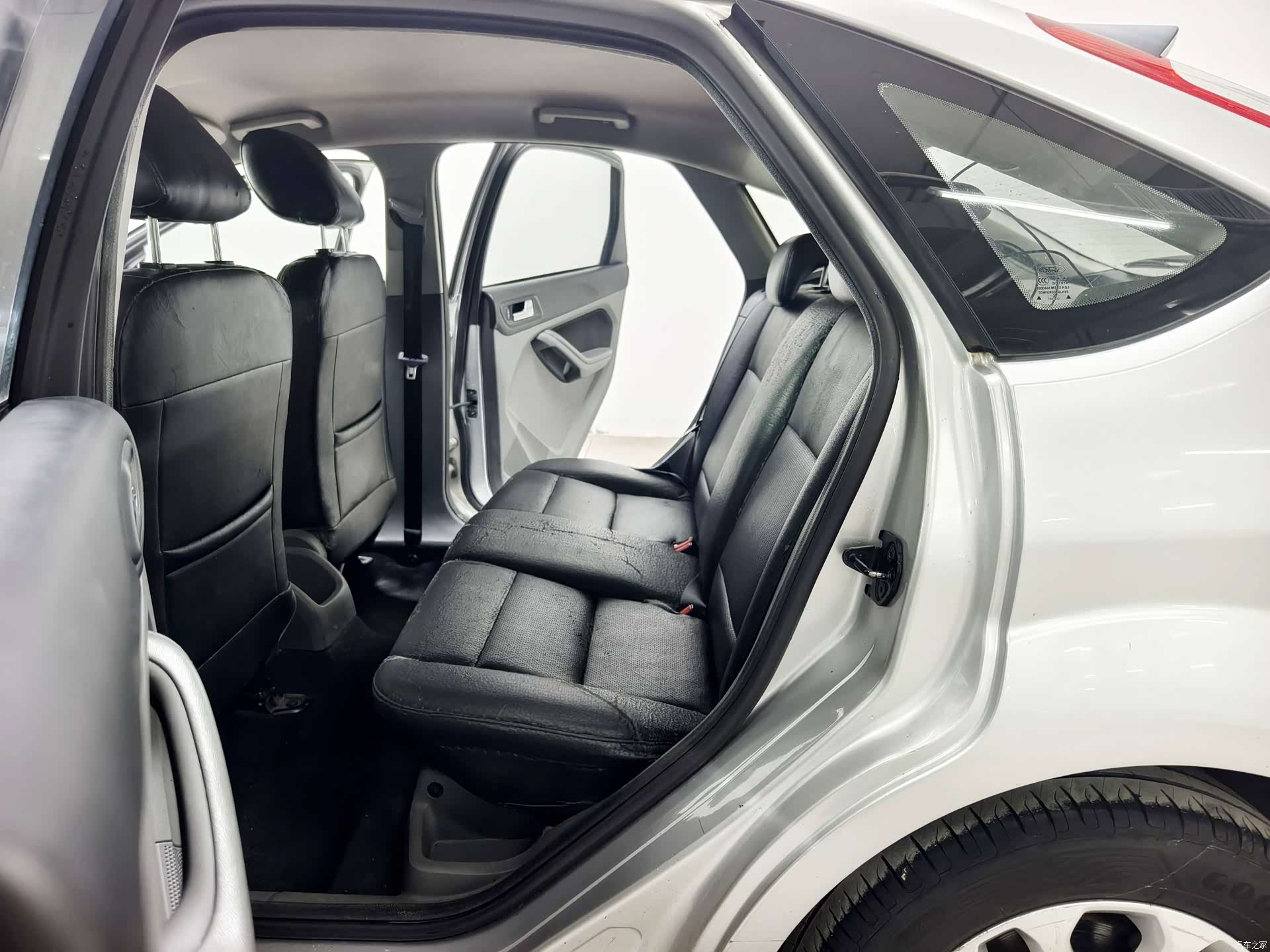 Ford Focus, 2013 12