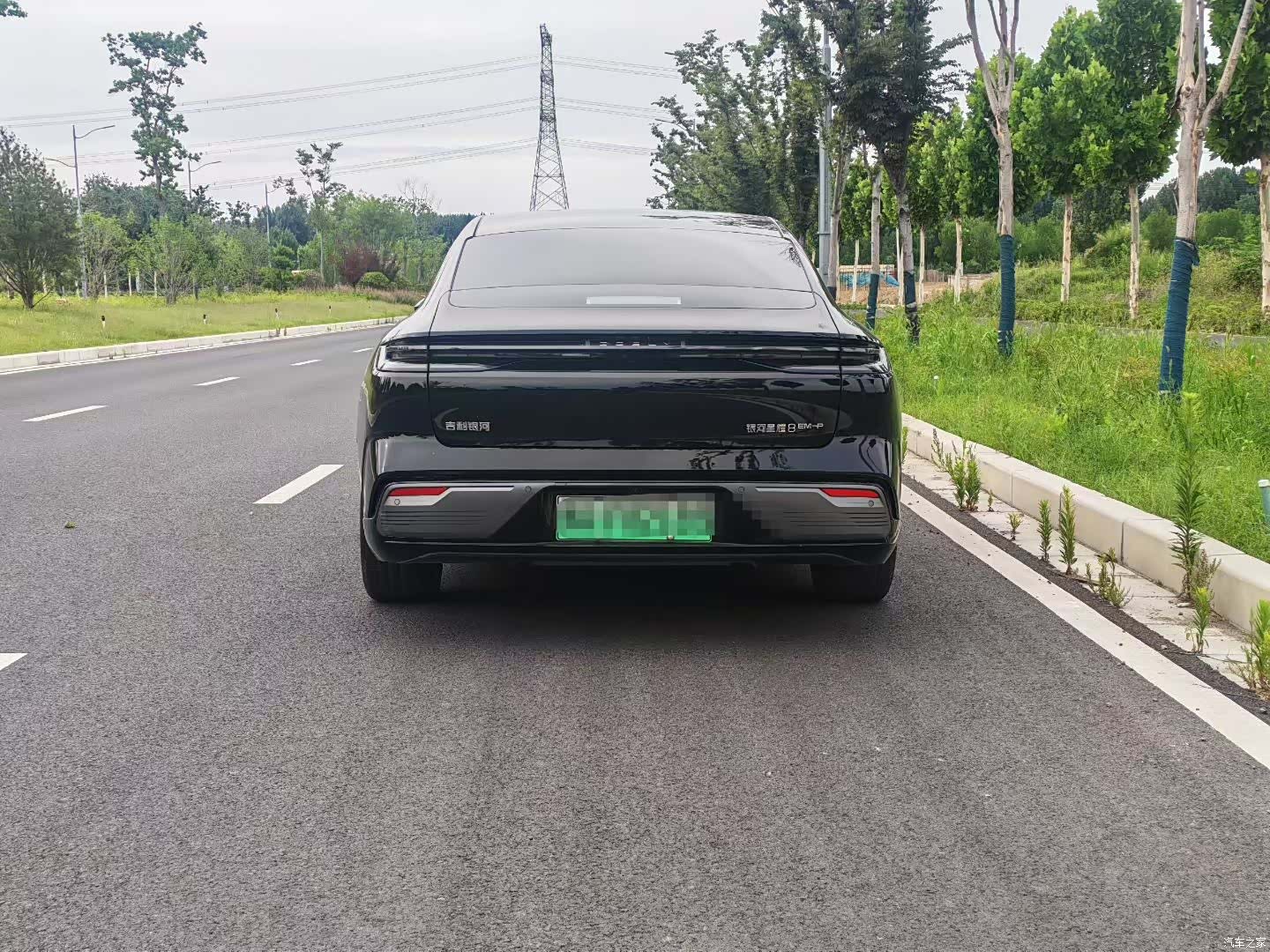 Geely 8, 2025 все фото