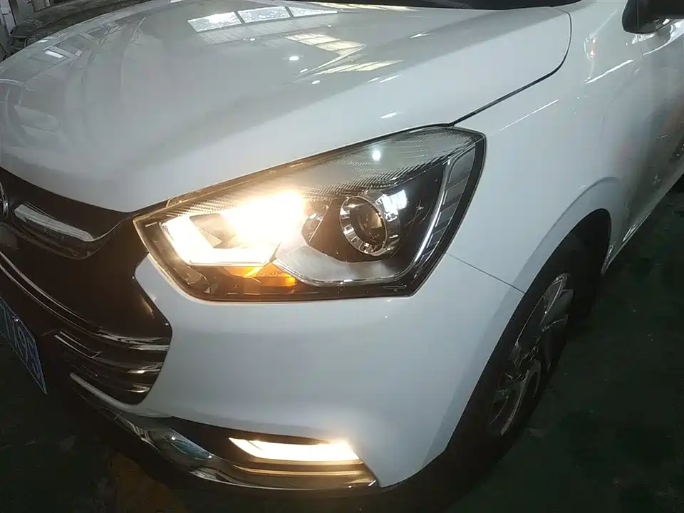 JAC Ruifeng S2