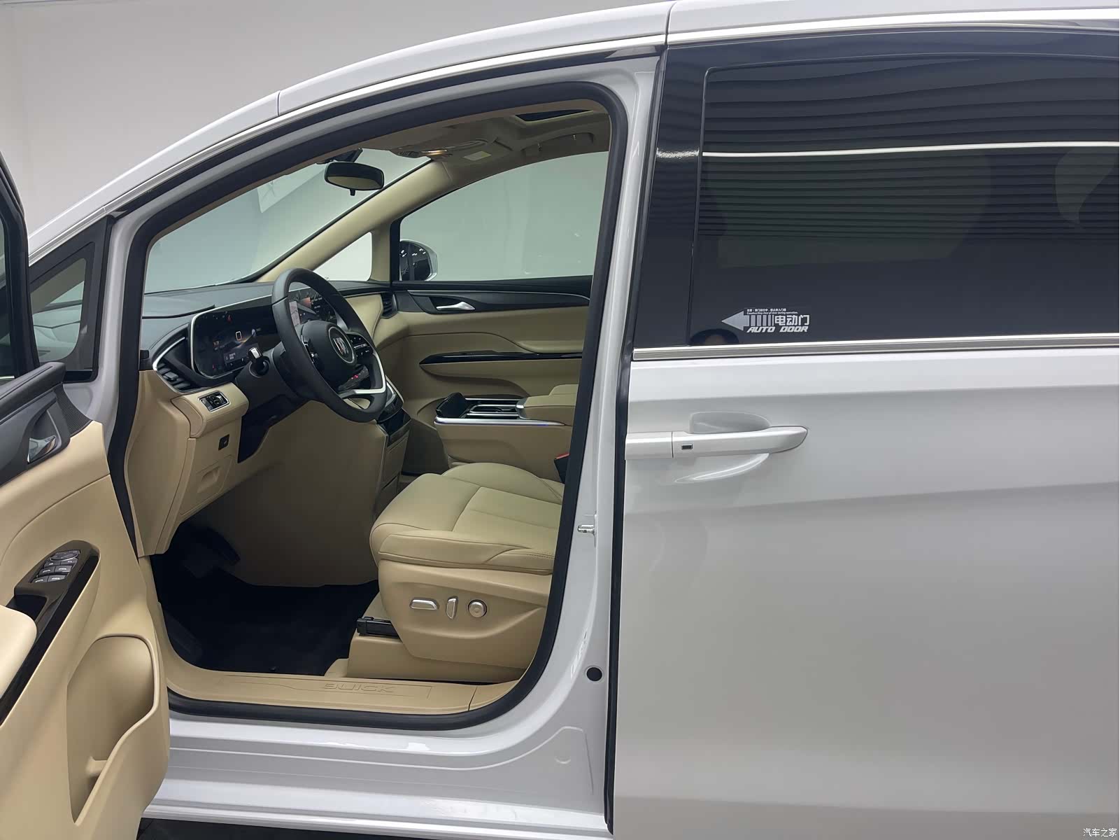 Buick GL8, 2025 16