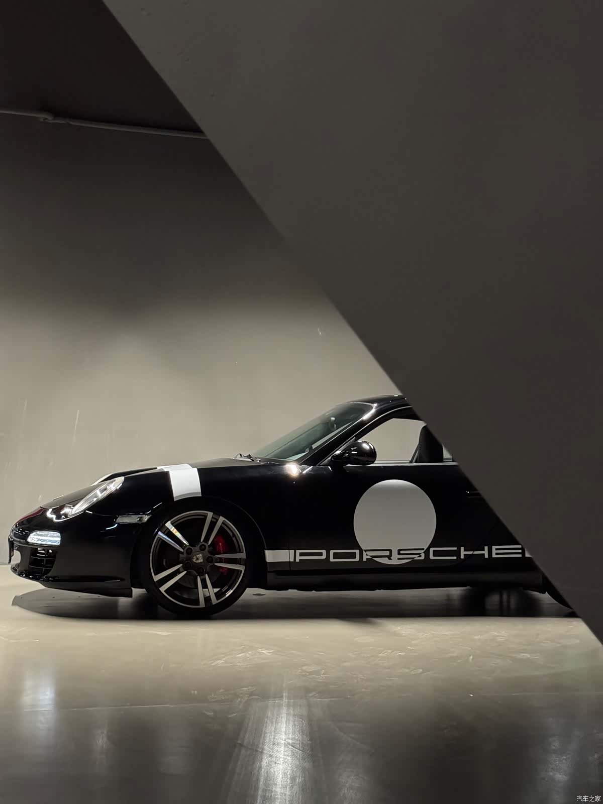 Porsche 911, 2011 4