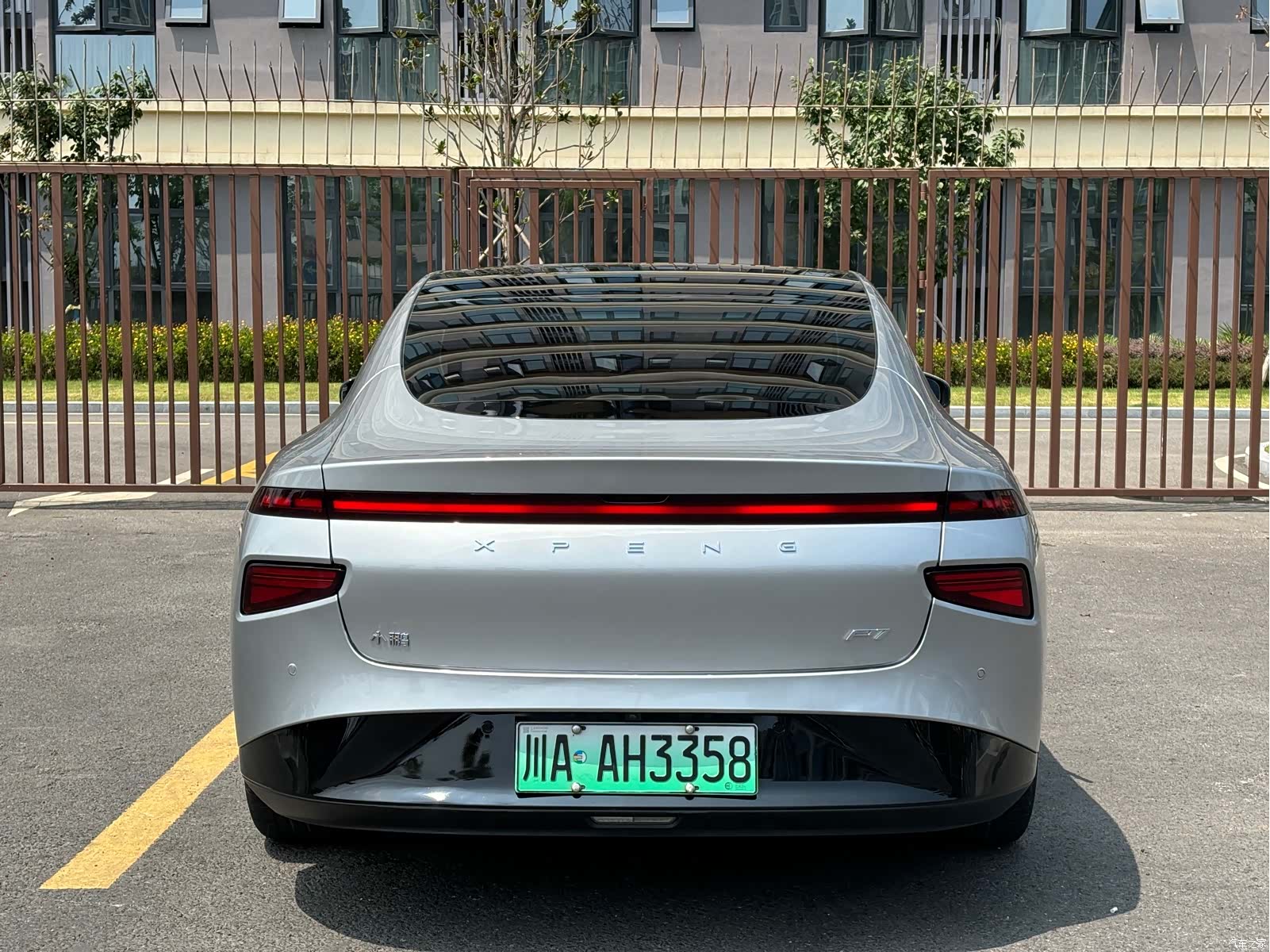 Xpeng P7, 2023 17