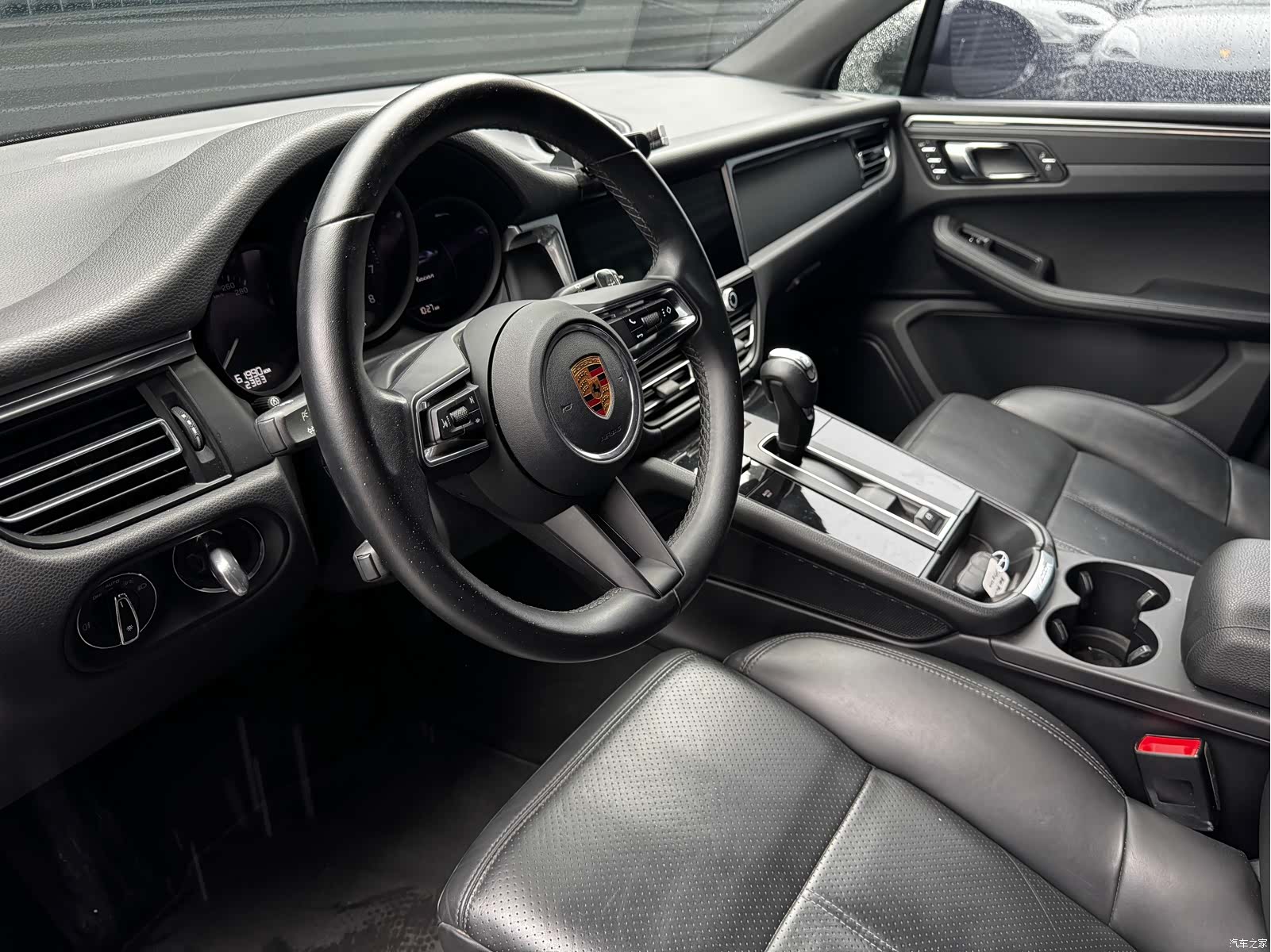 Porsche Macan, 2022 18