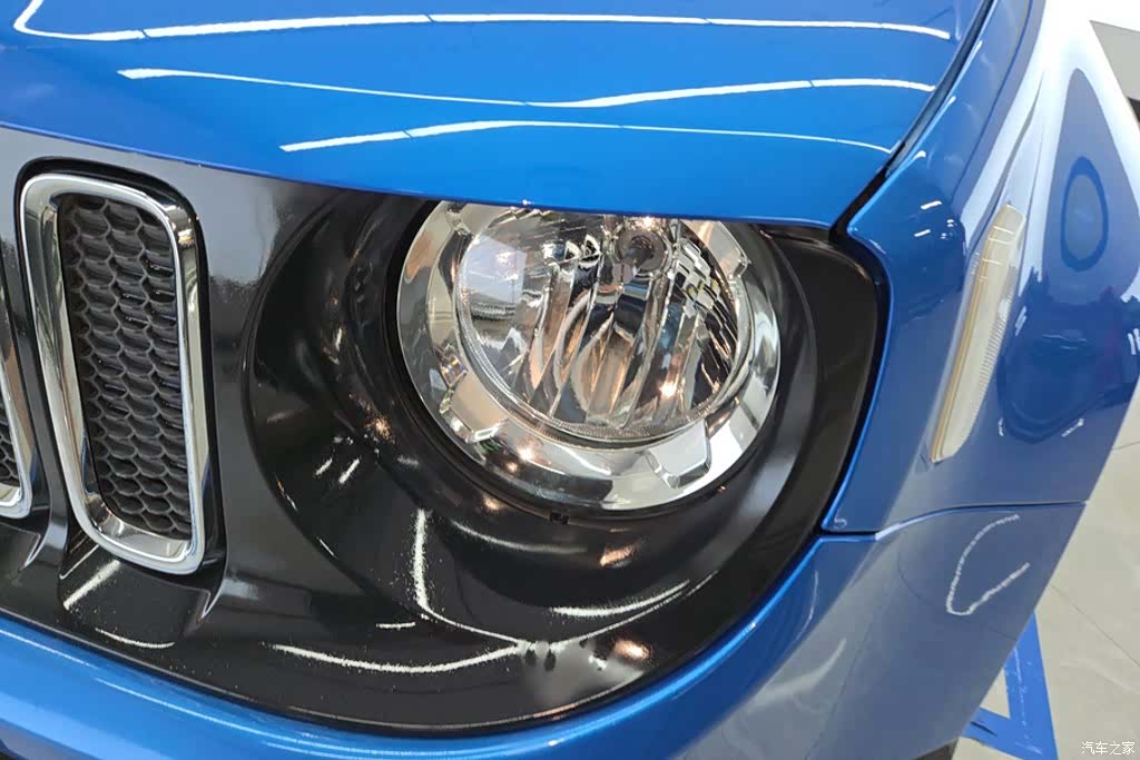 Jeep Renegade, 2017 все фото