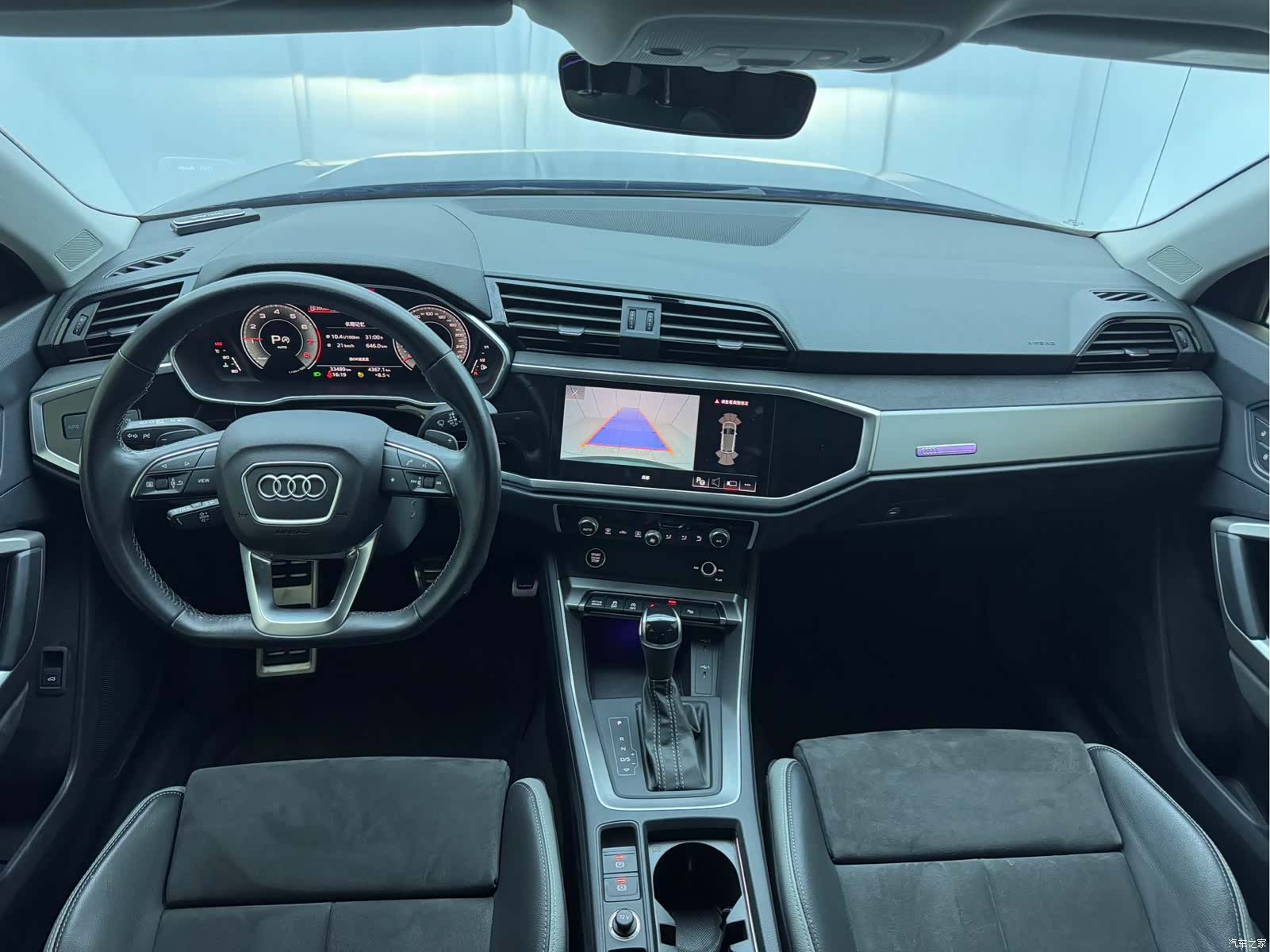 Audi Q3, 2022 12
