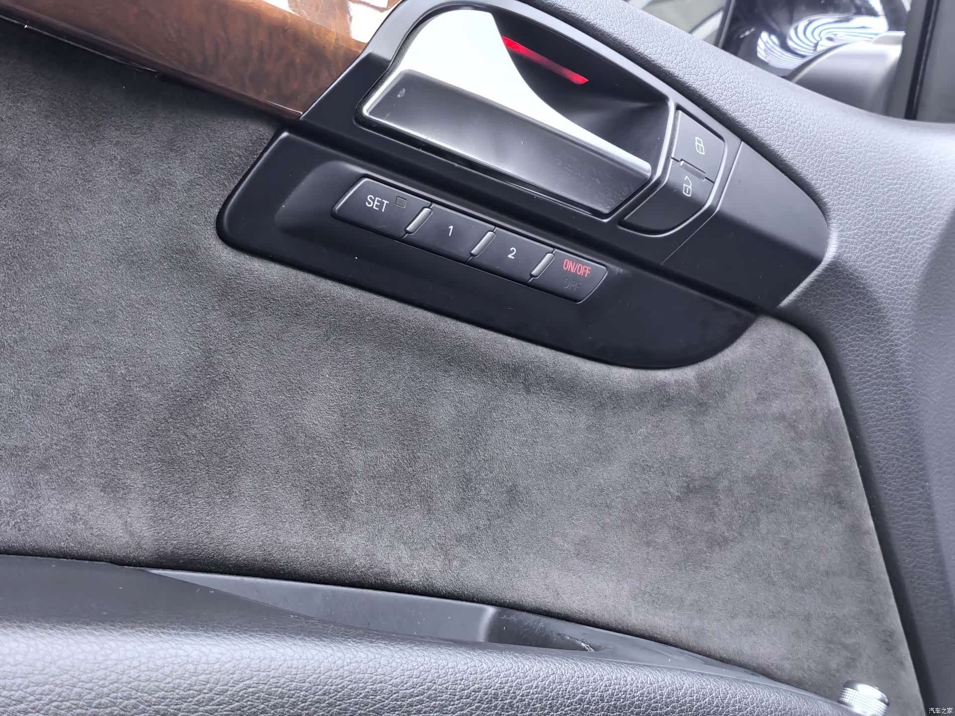 Audi Q7, 2012 6