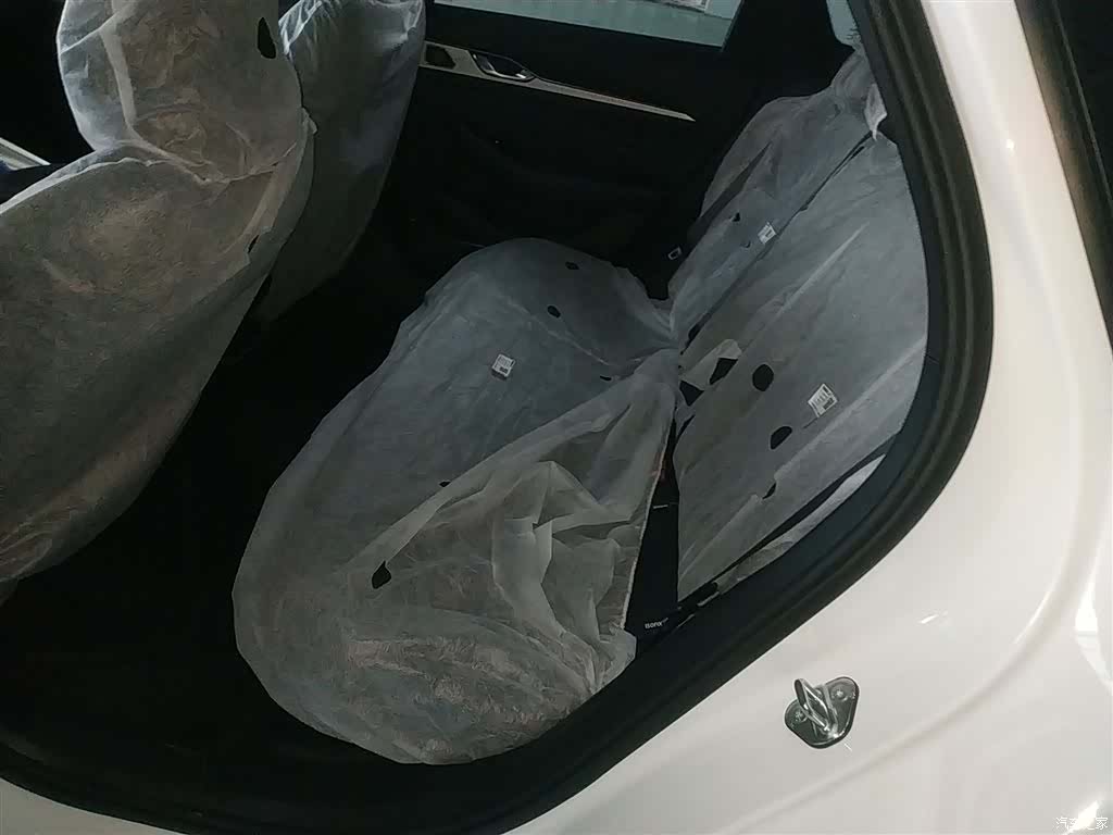 Geely Preface, 2026 13