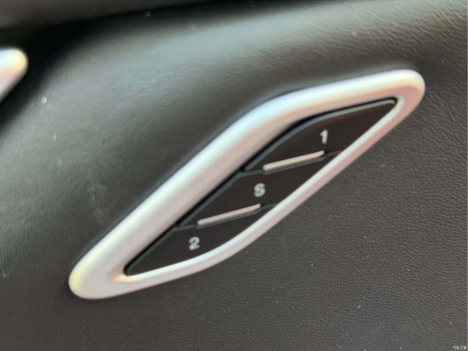 Maserati Ghibli, 2017 6