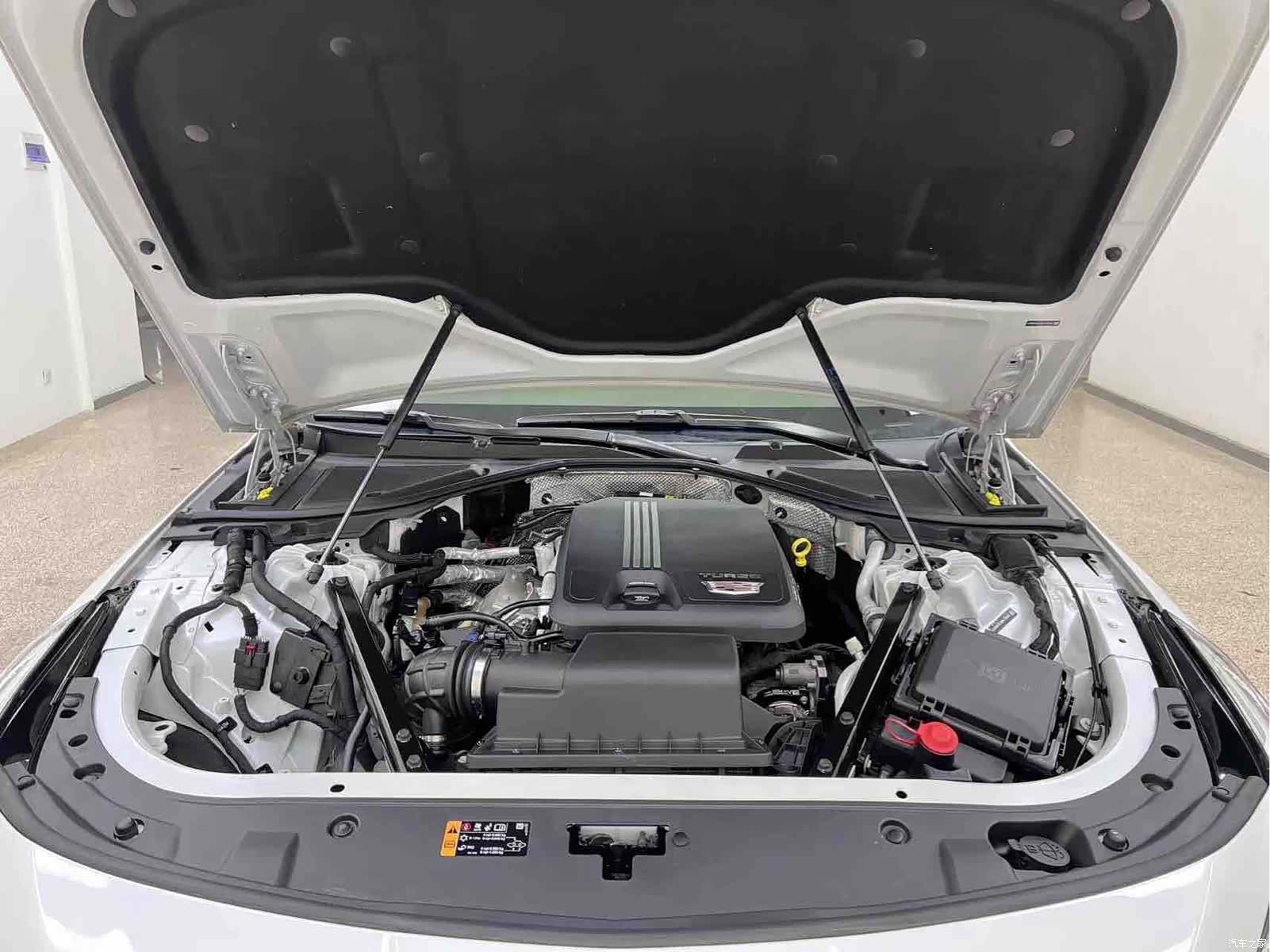 Cadillac CT6, 2021 23