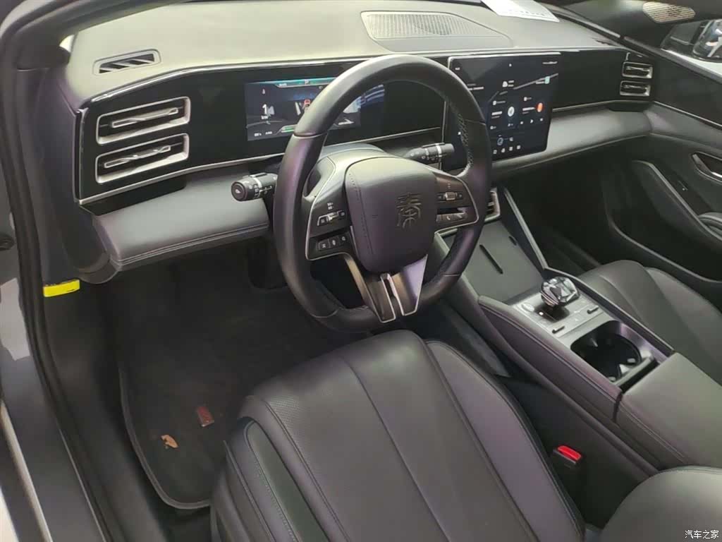 BYD Qin, 2025 10