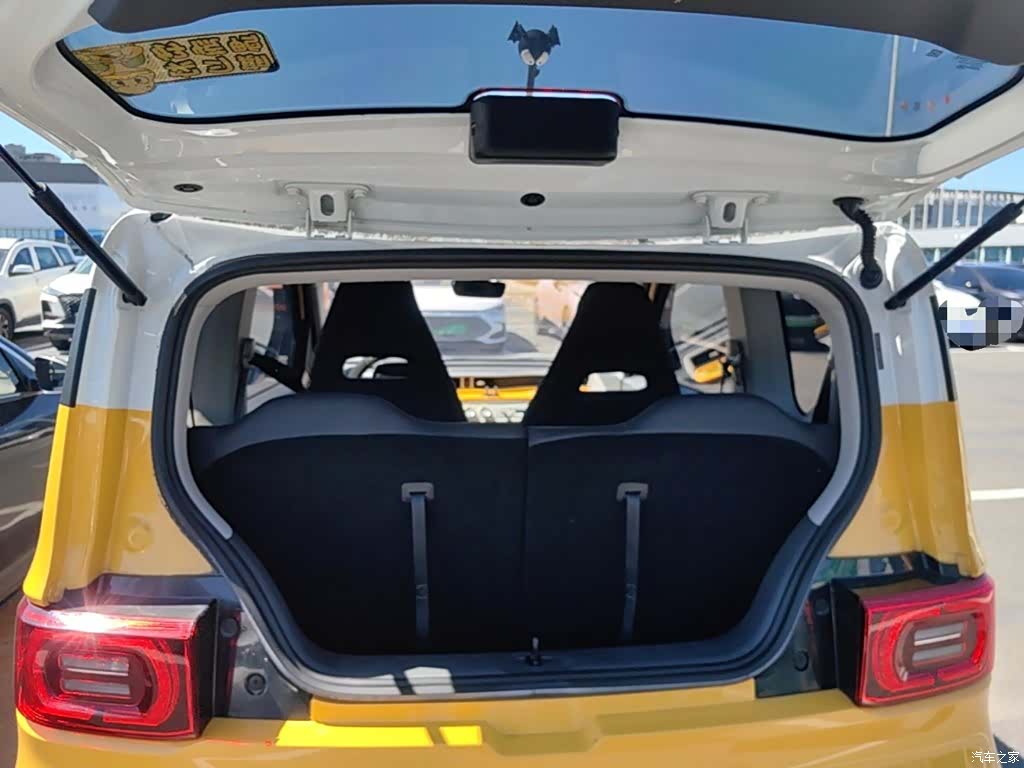 Wuling MINIEV, 2022 19