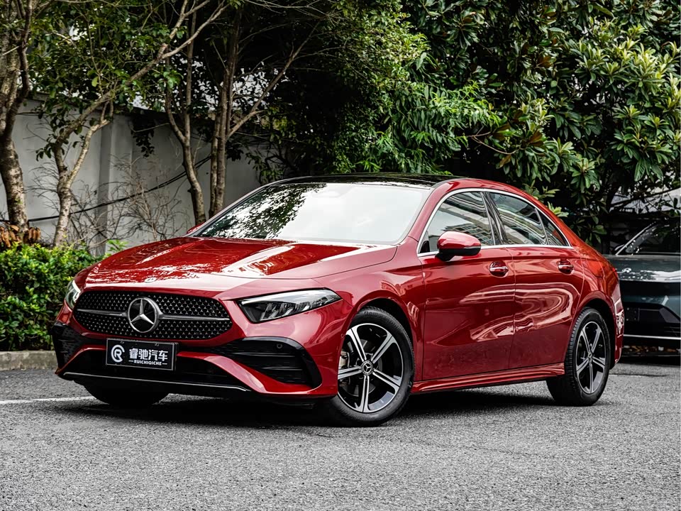 Mercedes-Benz Class A Mercedes-Benz Class A
