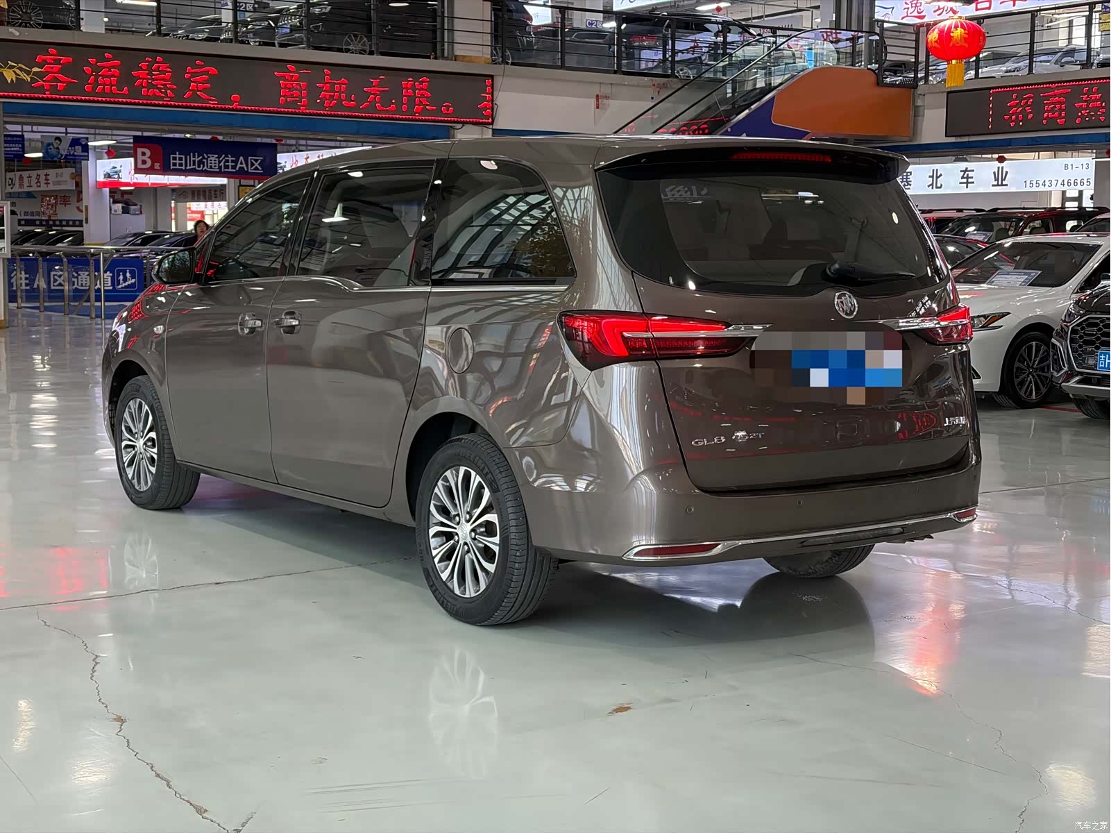 Buick GL8, 2022 9