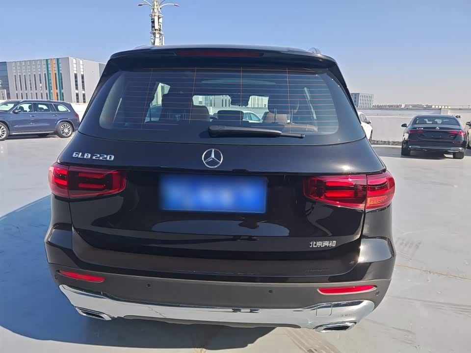 Mercedes-Benz GLB