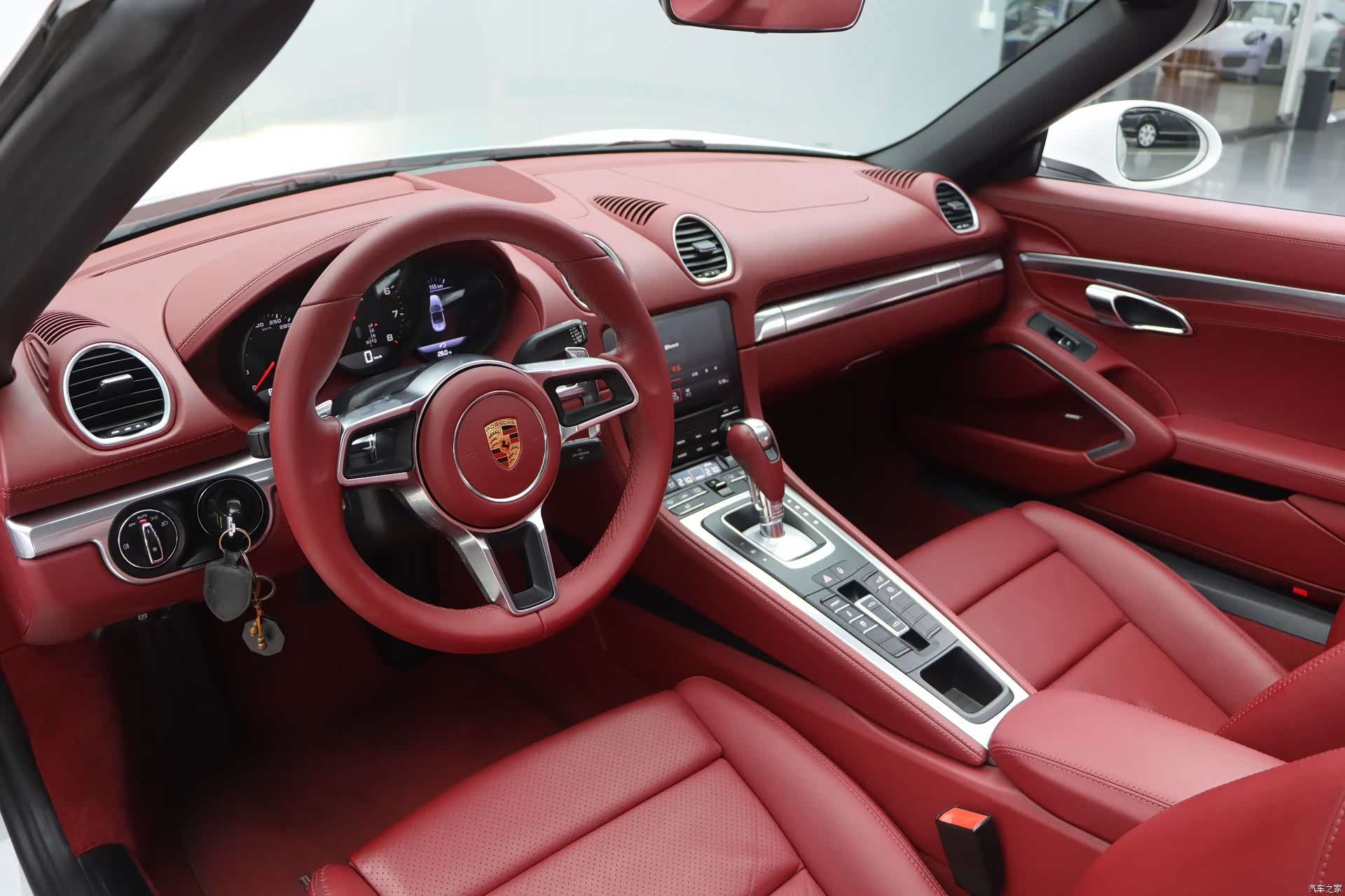 Porsche Boxster, 2017 18