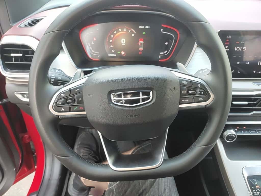 Geely Coolray, 2019 11