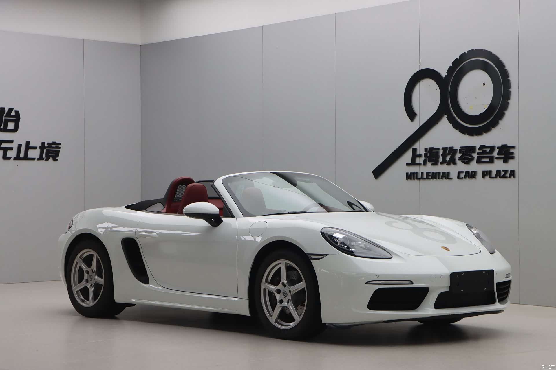 Porsche Boxster, 2017 1
