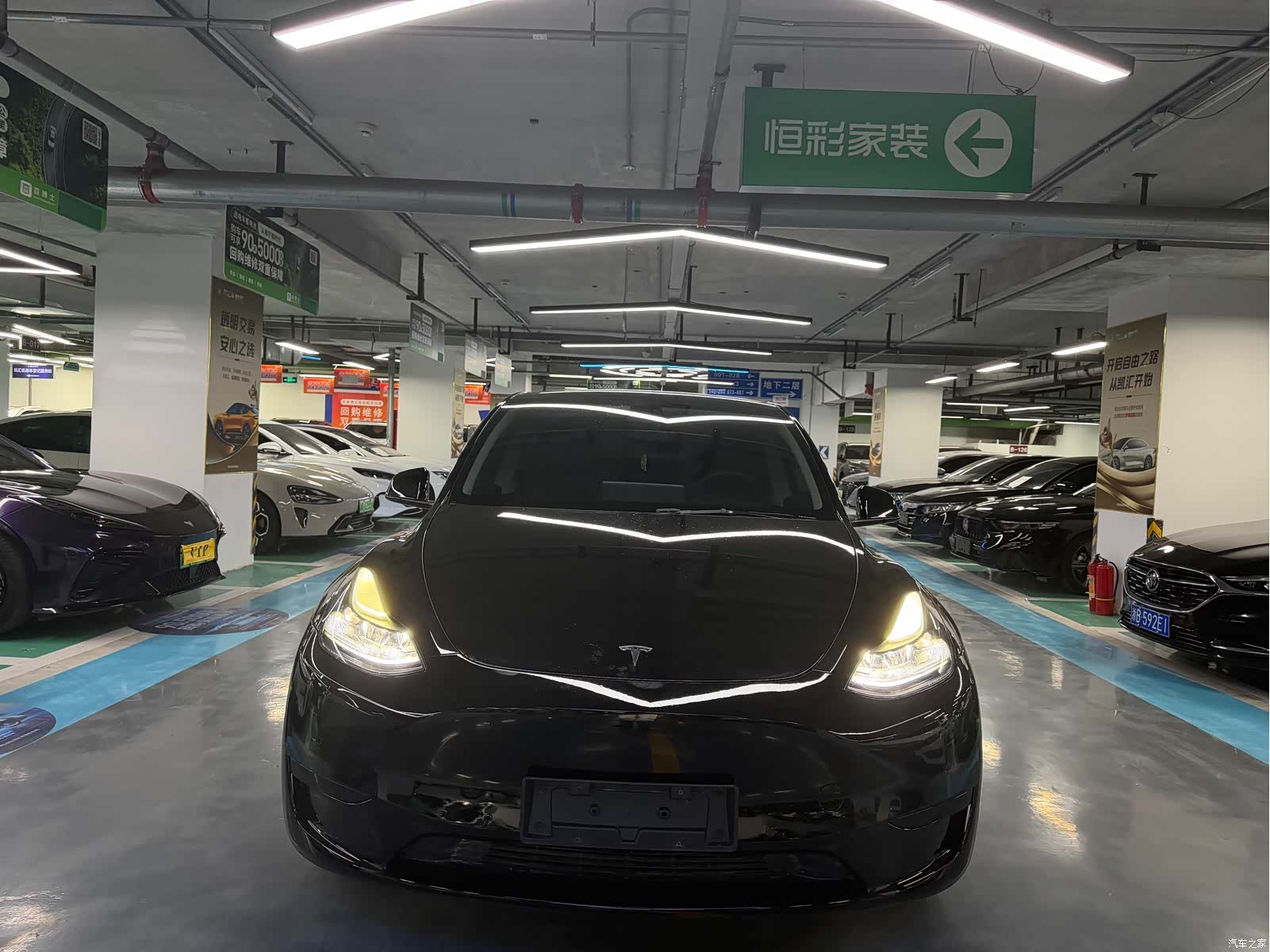 Tesla Model Y, 2023 2