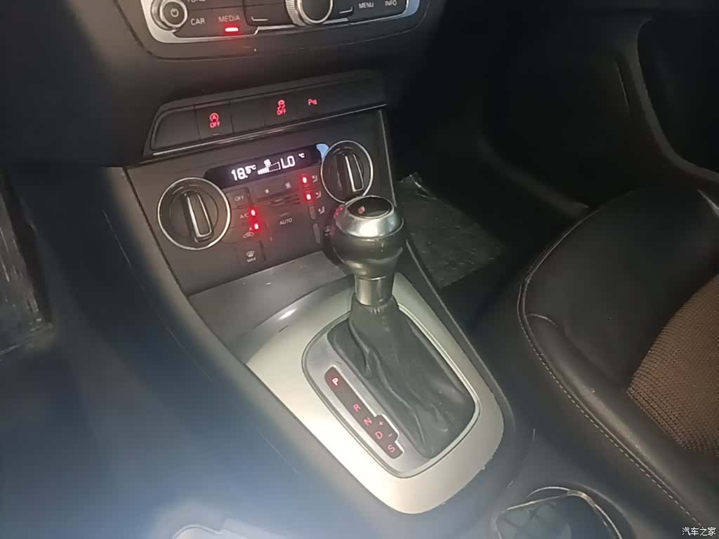 Audi Q3, 2016 14