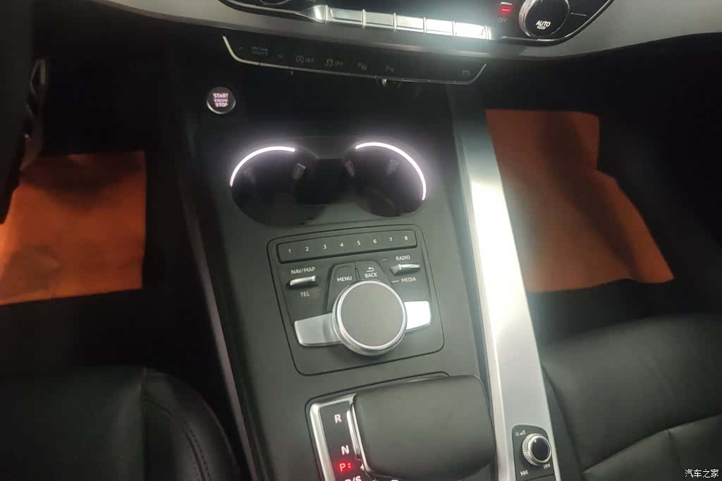 Audi A4L, 2019 16