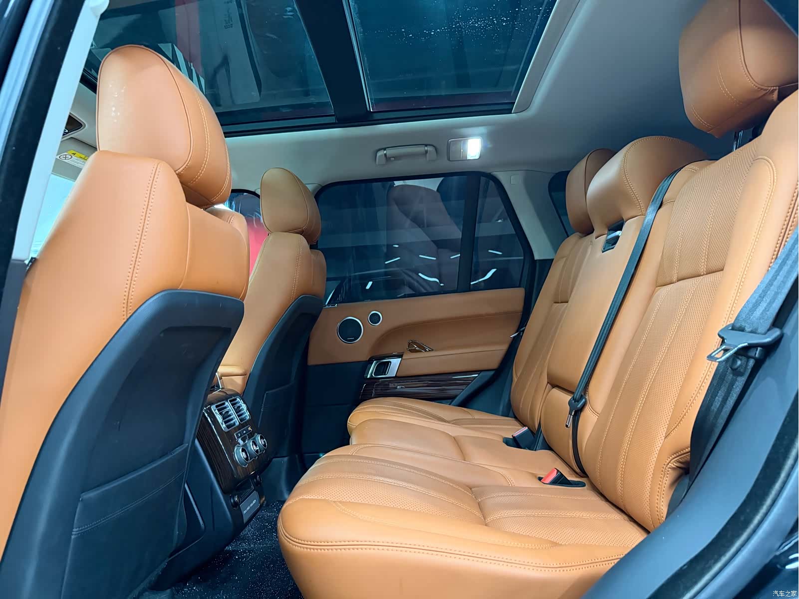 Land Rover Range Rover, 2018 17