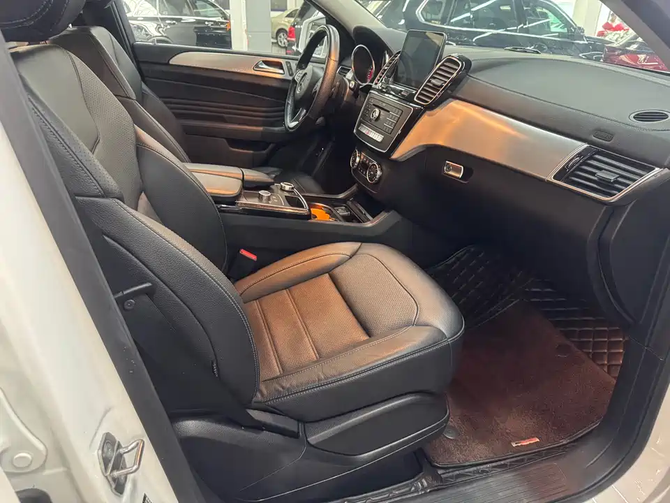 Mercedes-Benz GLE coupe