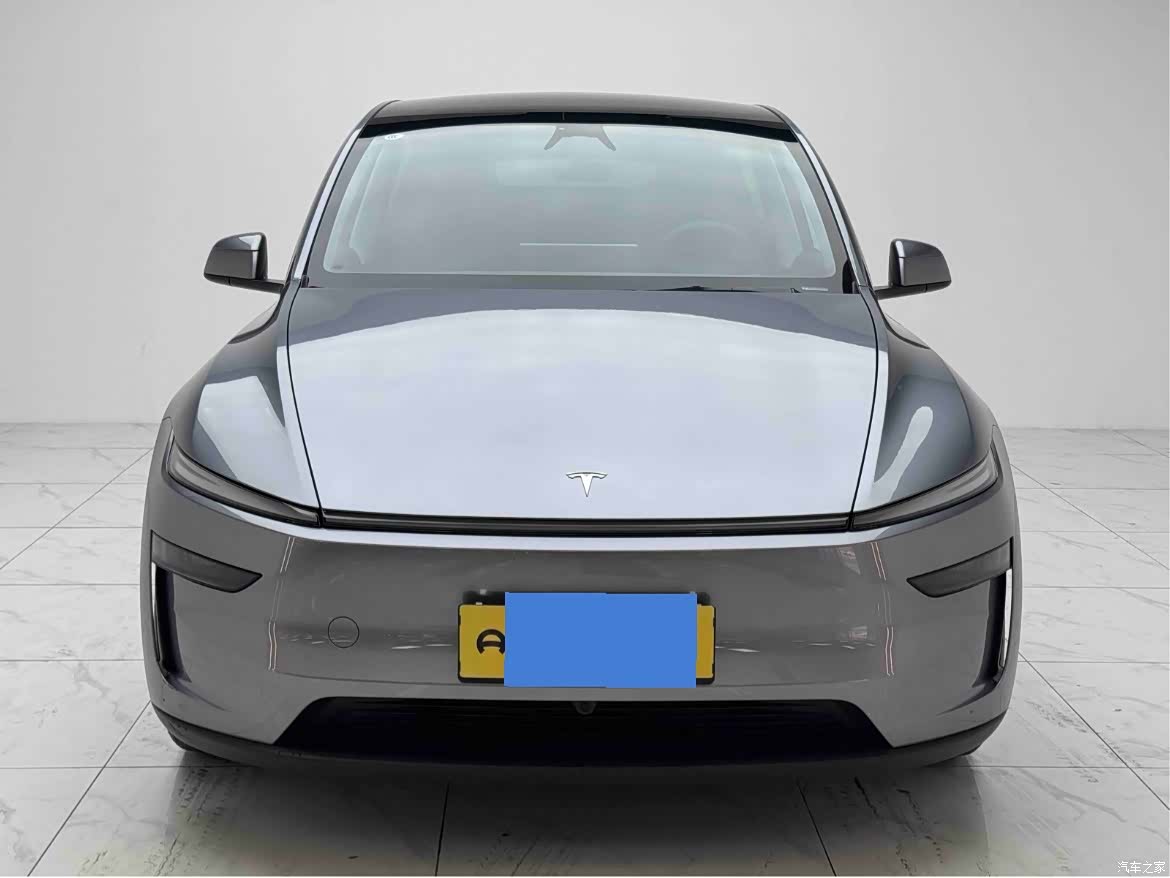 Tesla Model Y, 2025 2