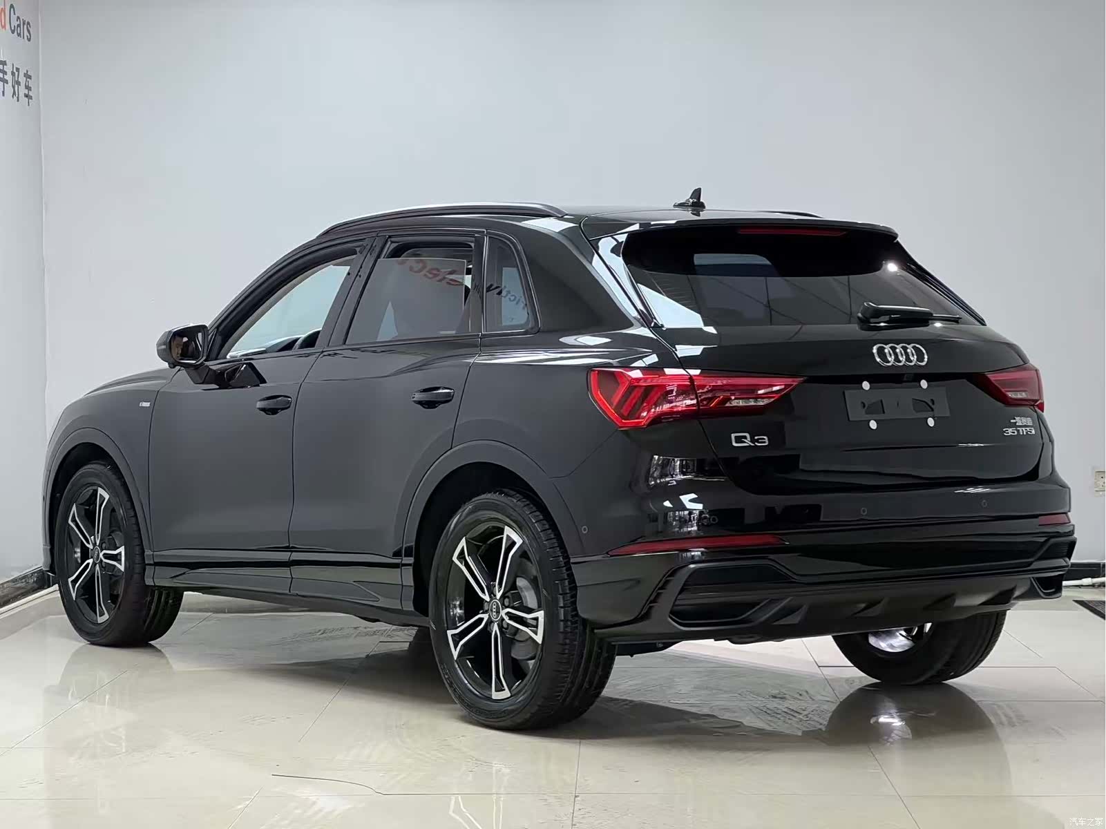 Audi Q3, 2022 4