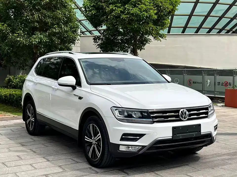 Volkswagen Tiguan L