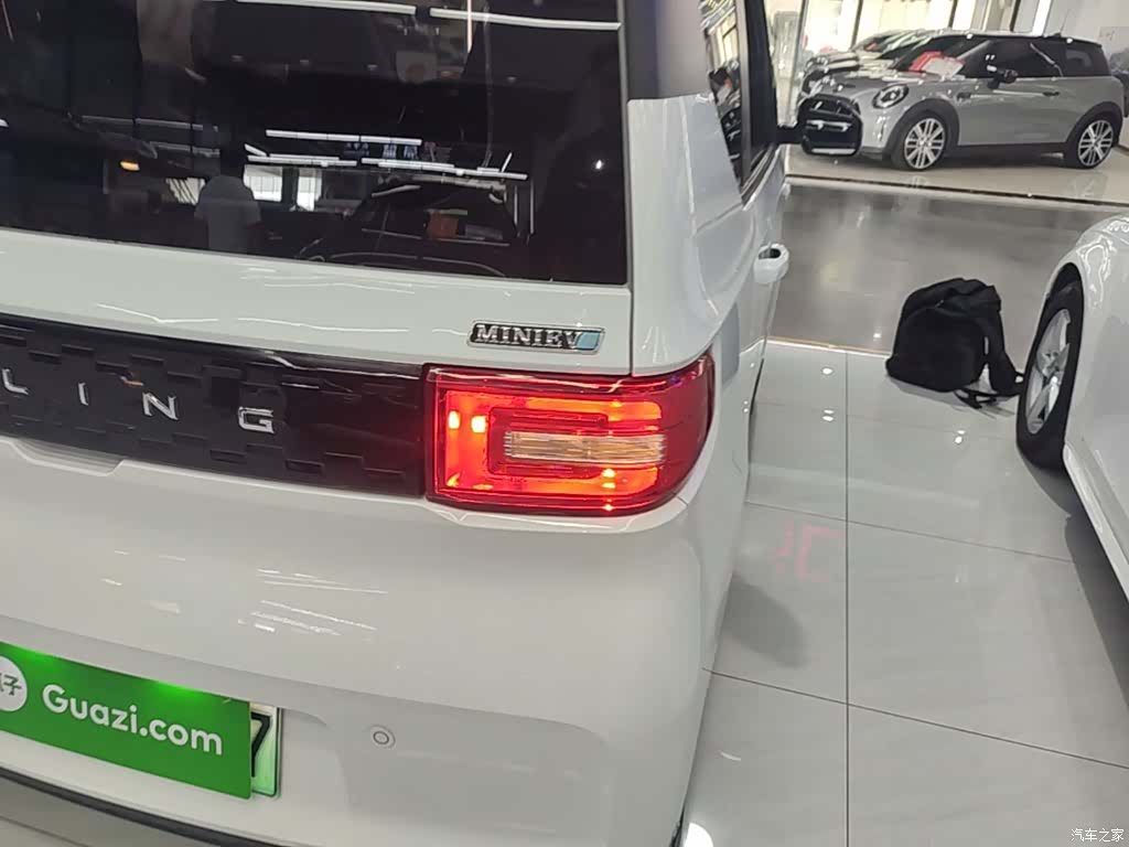 Wuling MINIEV, 2021 8
