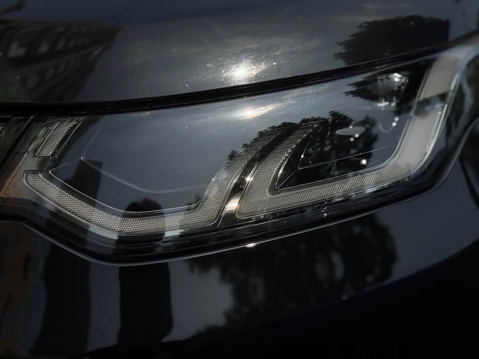 Land Rover Discover sports