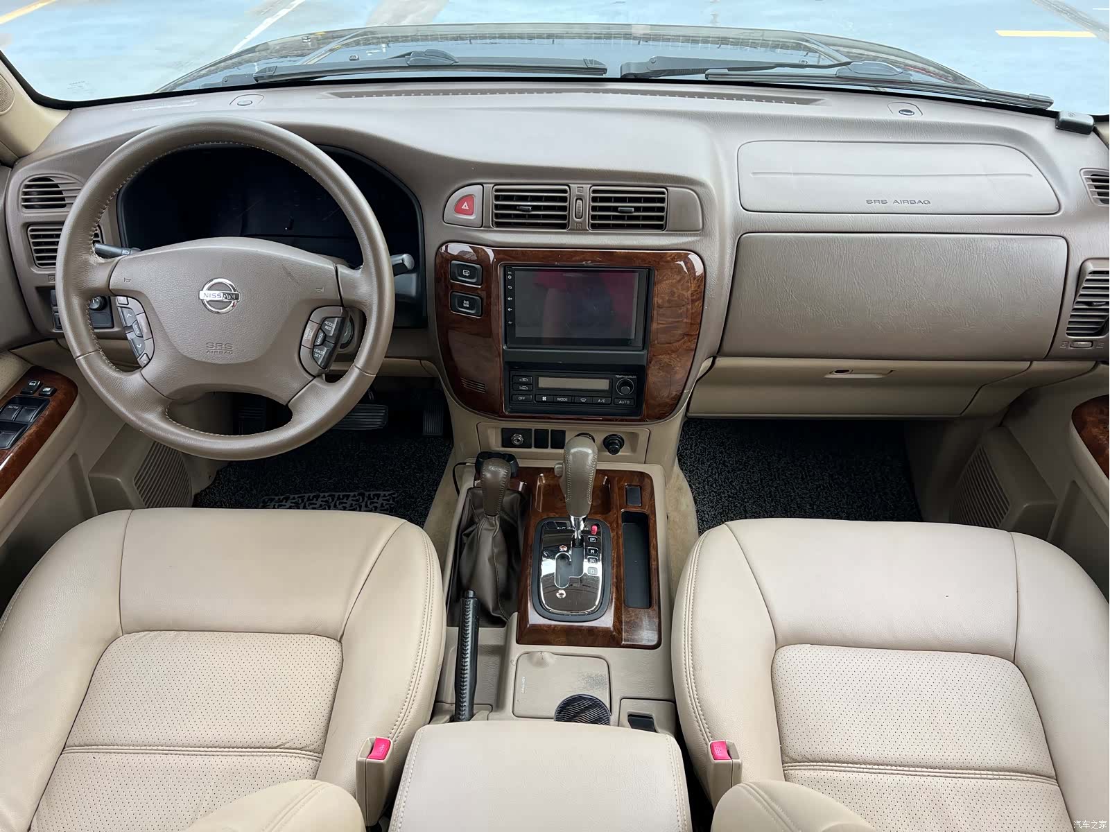 Nissan Patrol, 2004 9