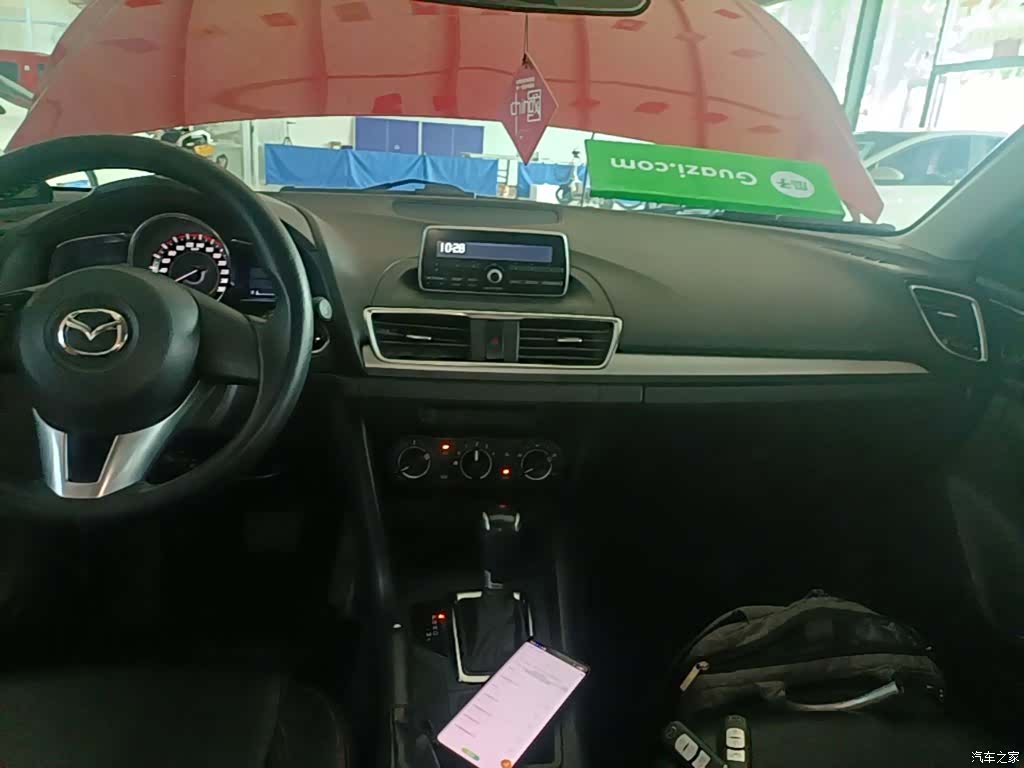 Mazda Mazda3, 2016 13
