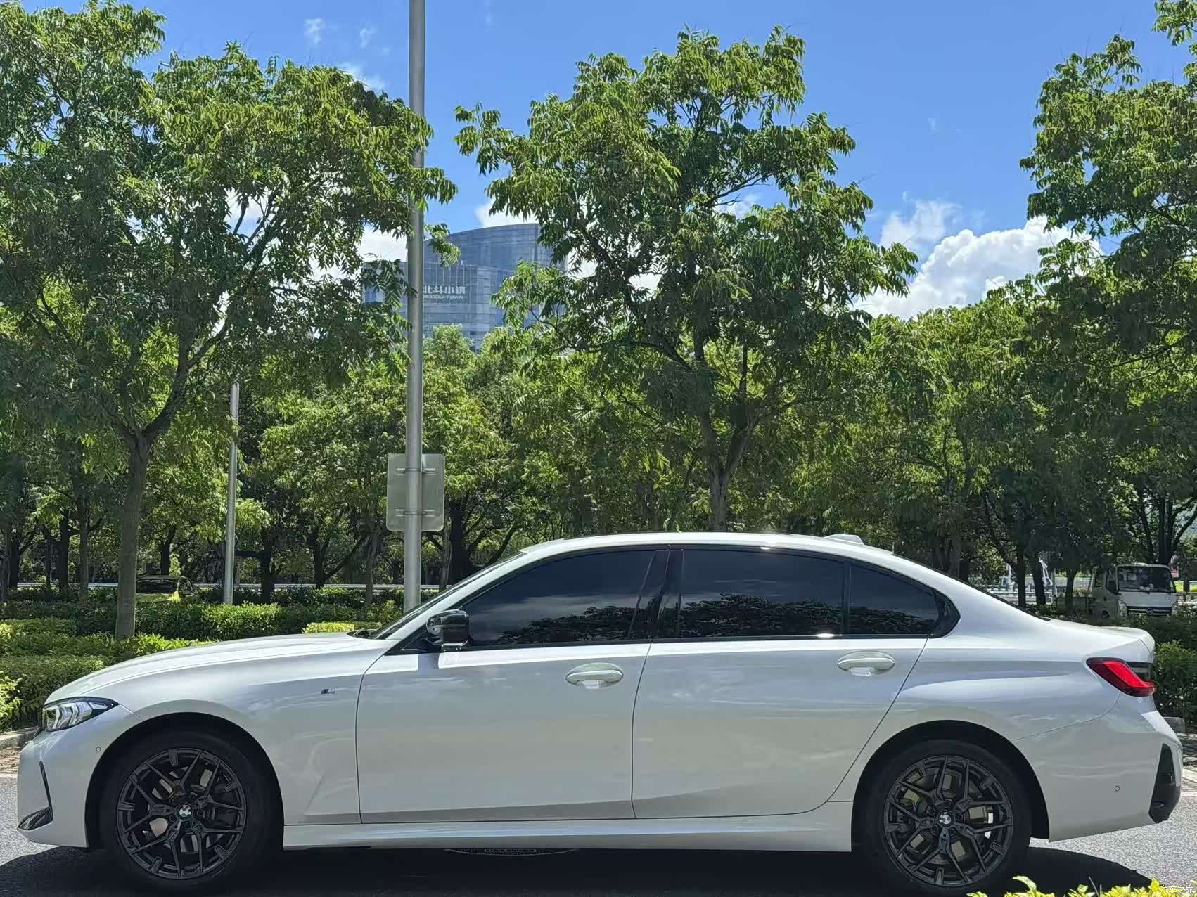 BMW 3 Series, 2025 3
