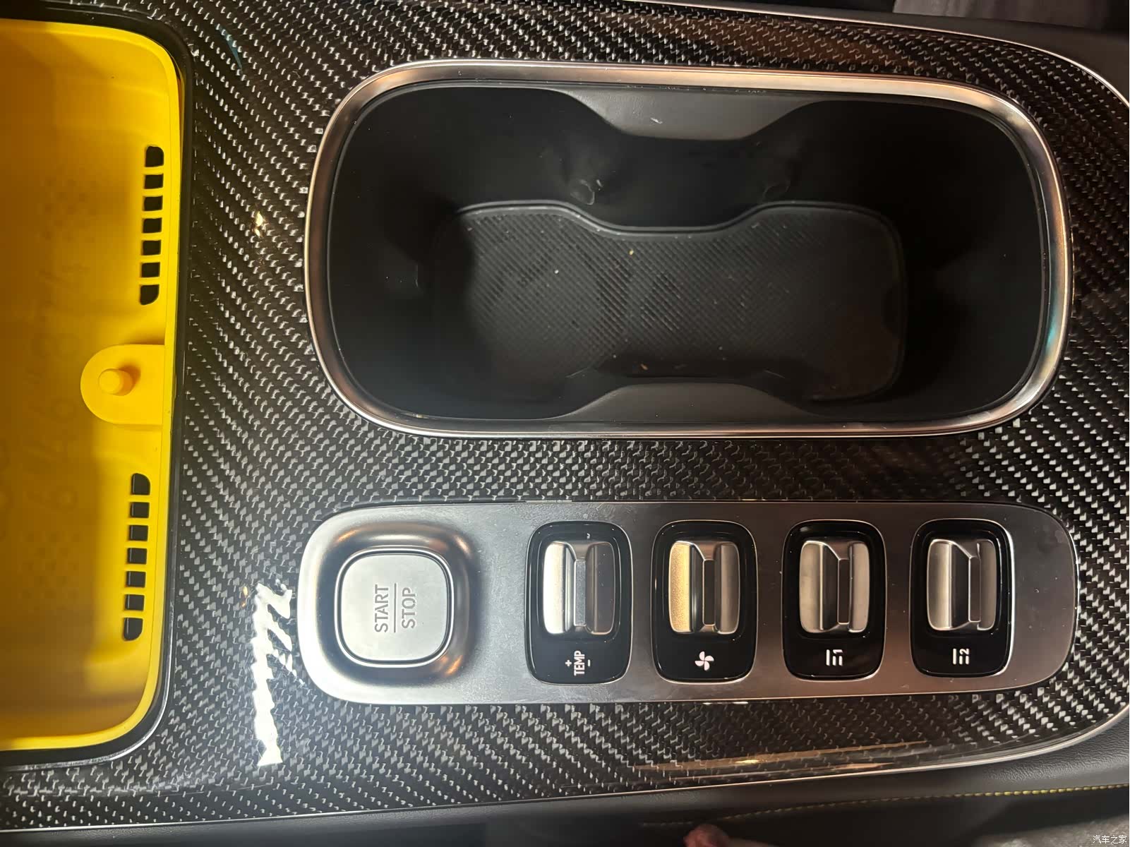 Xiaomi SU7, 2025 17