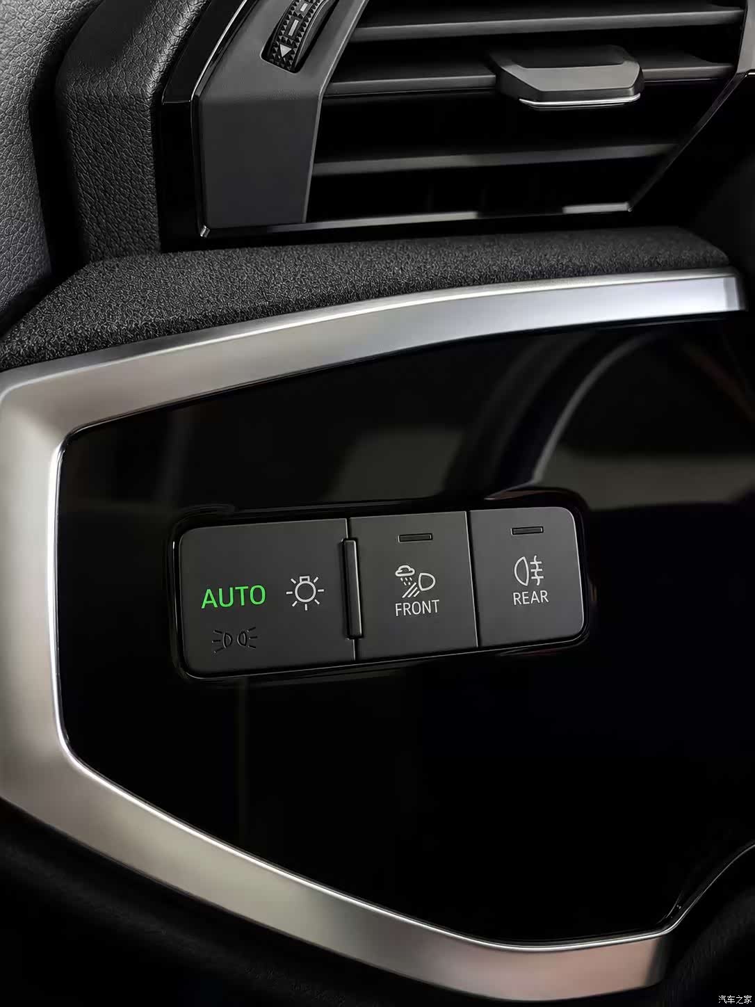 Audi Q3, 2022 19