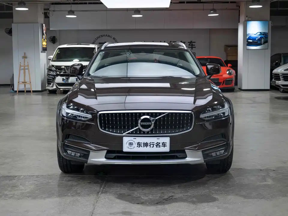 Volvo V90