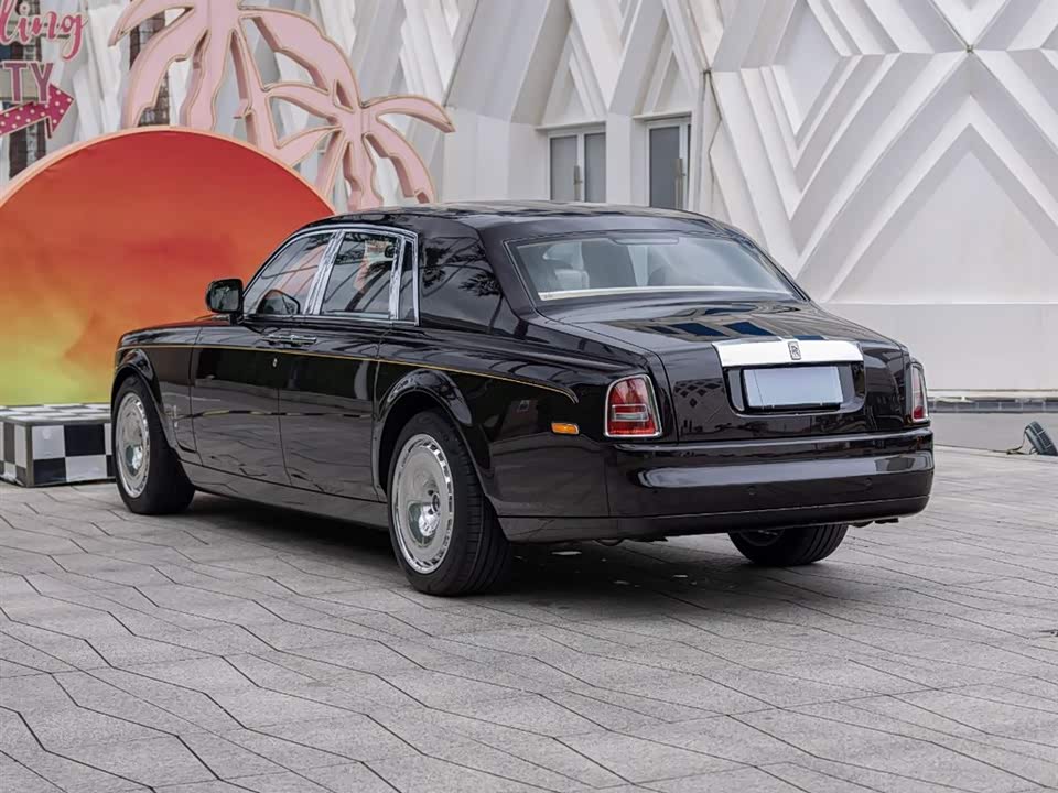 Rolls-Royce Phantom