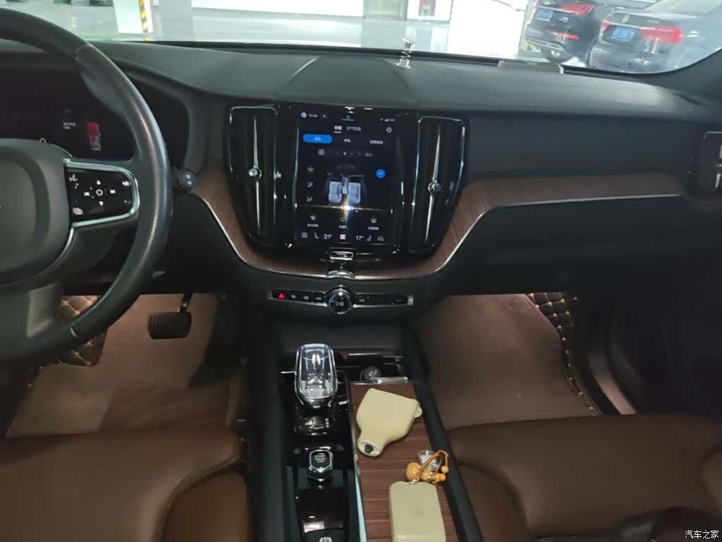 Volvo XC60, 2021 13