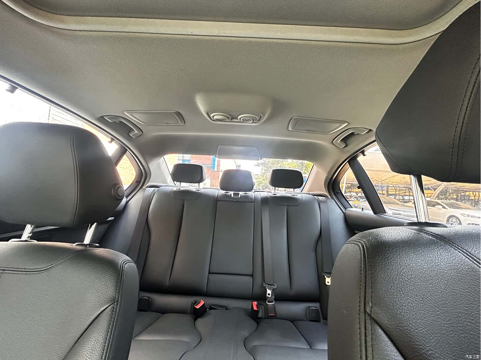 BMW 3 Series, 2015 10