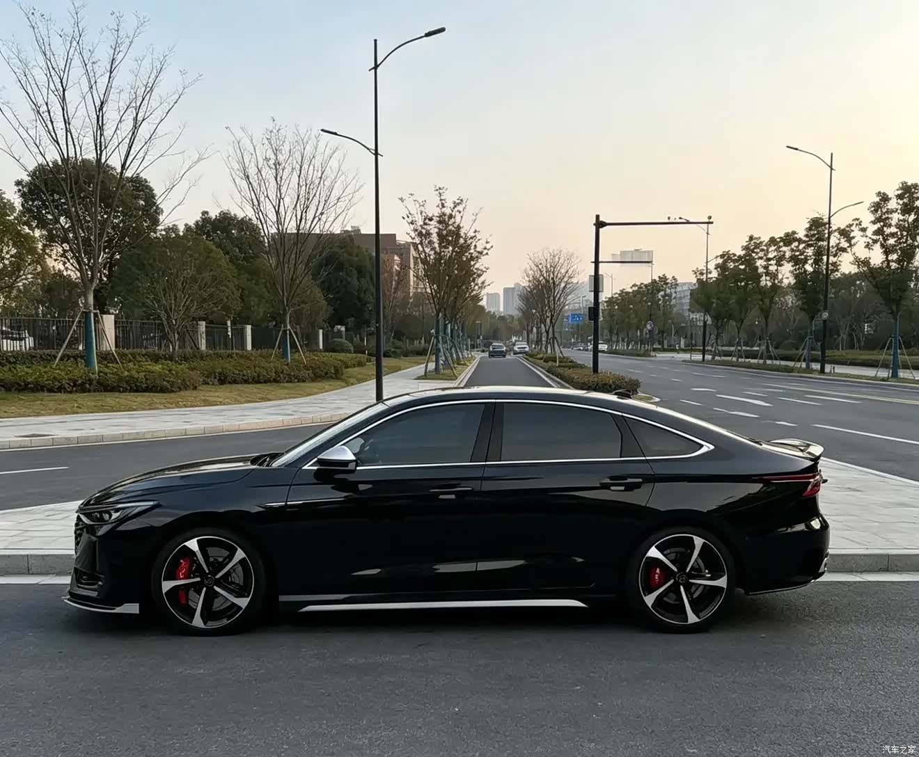 Chery Arrizo 8, 2023 9